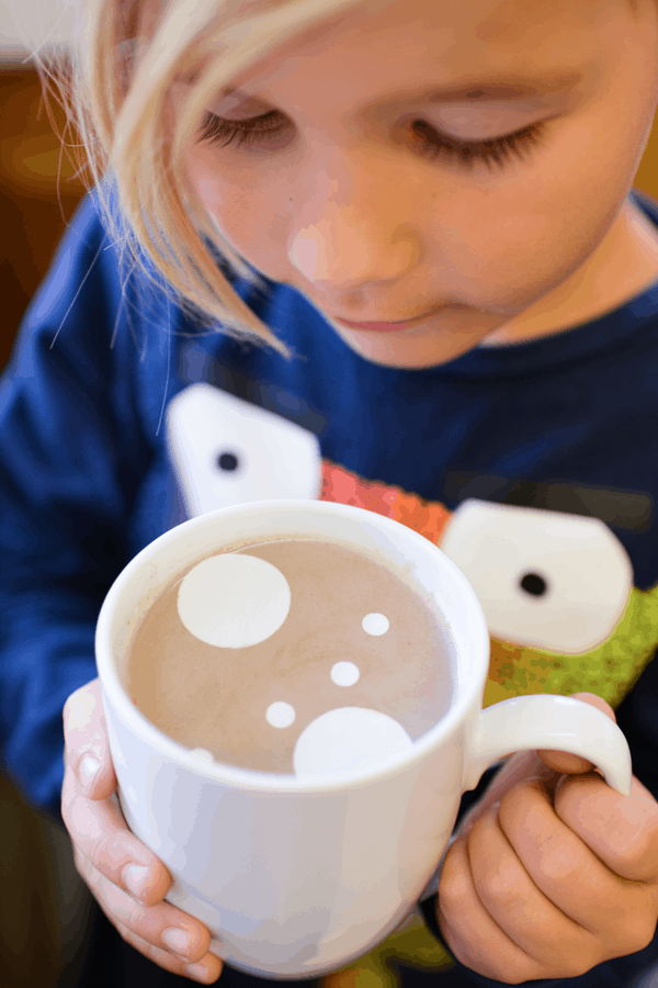 Edible Confetti for Drinks Cupcakes and Cutlery