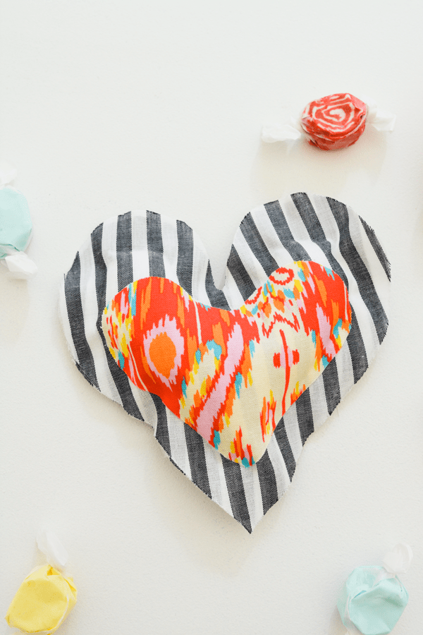 Easy No Sew Fabric Heart Pillows for Valentine's Day Cupcakes and Cutlery
