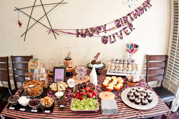 A party table for a kid\'s birthday party.