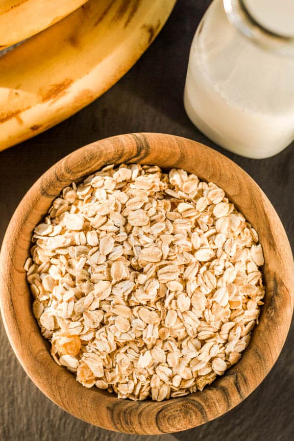 Ingredients for a banana oatmeal smoothie.