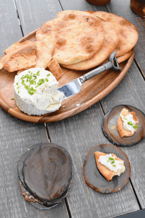 Serve simple snacks at your next outdoor summer party. These agate coasters make the perfect little snack plates! 