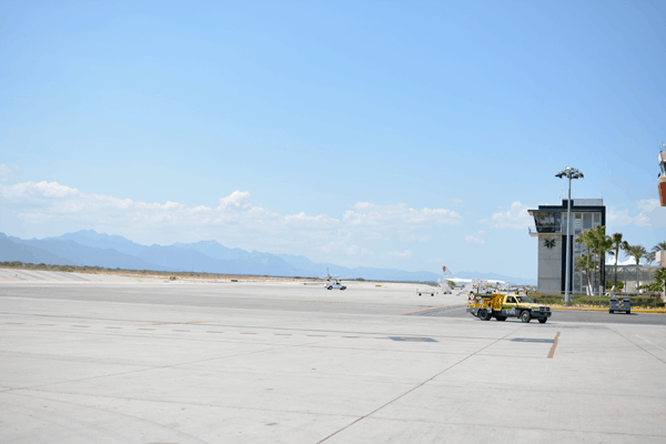 Outside the Cabo airport