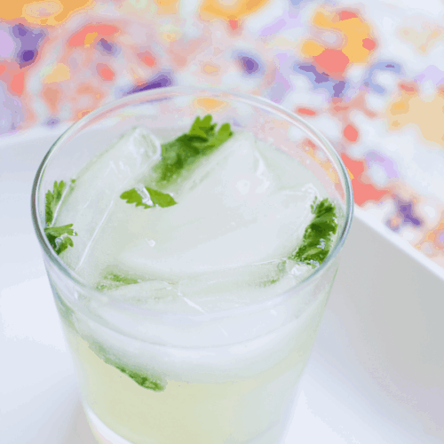 Gin Cocktail Recipe with Sparkling Wine Cupcakes and Cutlery