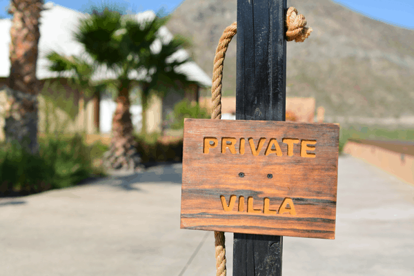 Glamping in Loreto, Mexico. Villa del Palmar Loreto has a glamping tent with an ocean view and a private jacuzzi. 
