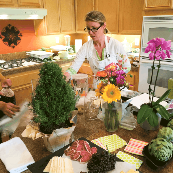 Private chef in palm springs prepping dinner.