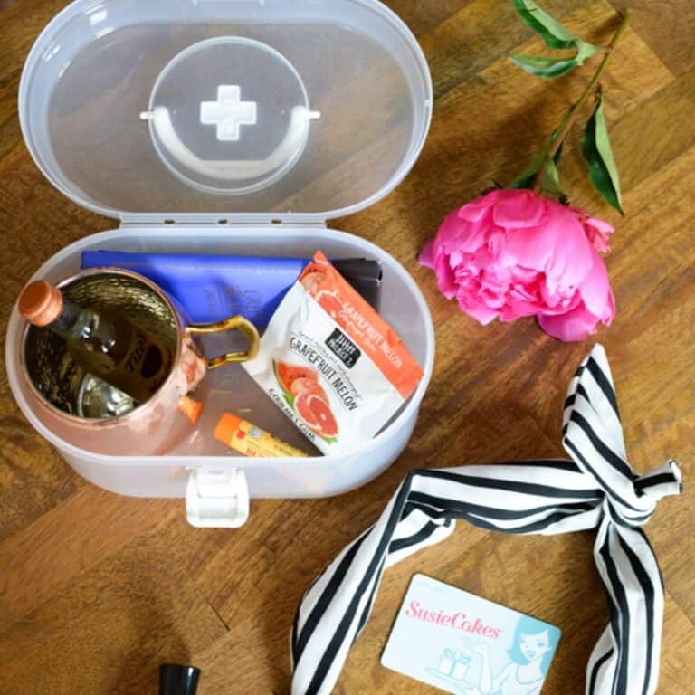 A gift idea for moms to use during summer in a small container.
