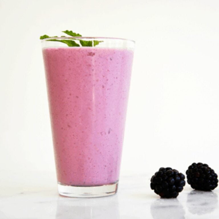 Easy Blackberry Smoothie Recipe