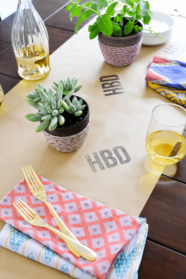 Here's a fun idea for a birthday! Make this DIY table runner with a personalized message! 