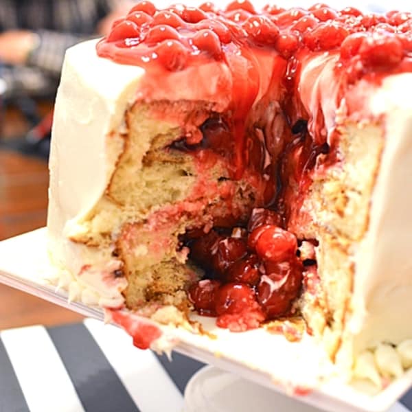 How to Bake Pie Inside a Cake LaptrinhX / News