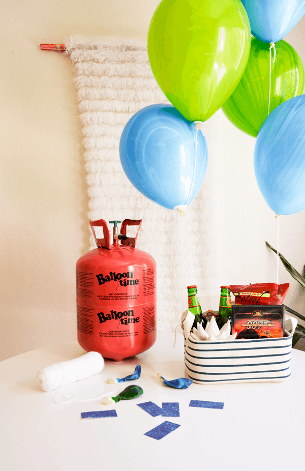 Here's a fun Father's Day gift and craft idea! Who doesn't love balloons? Hide special notes in each balloon for your favorite "pop" to find! 