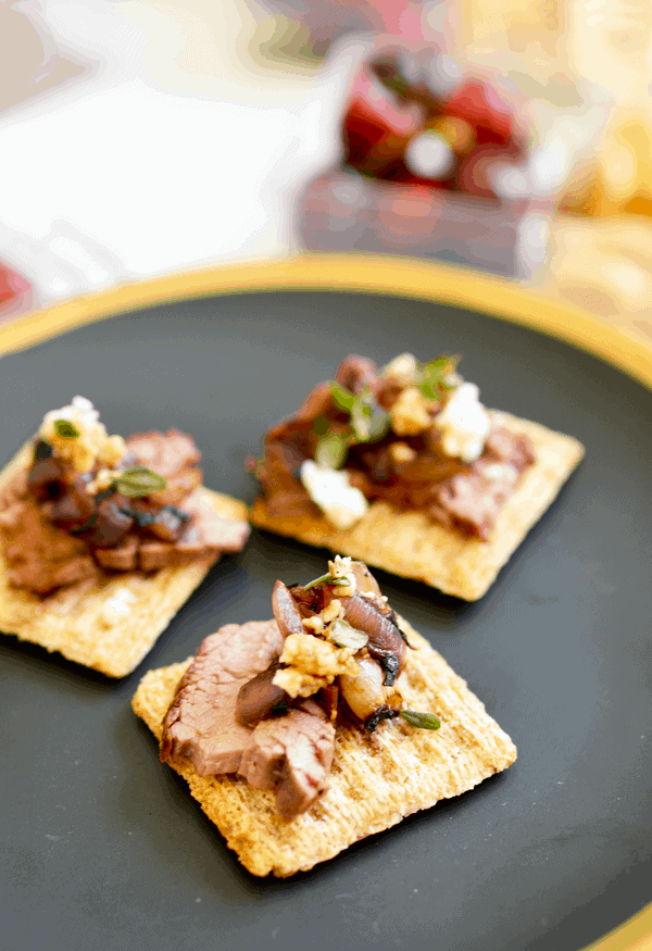 Flank Steak Triscuit Bites