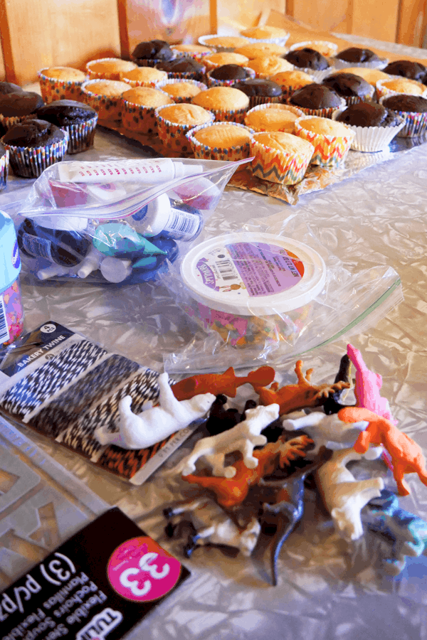 Host a cupcakes wars activity during a Netflix binge watching party.
