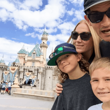How to plan your family day trip to Disneyland. For many of us, we can't afford passes, so here is how to have one great day at the resort.