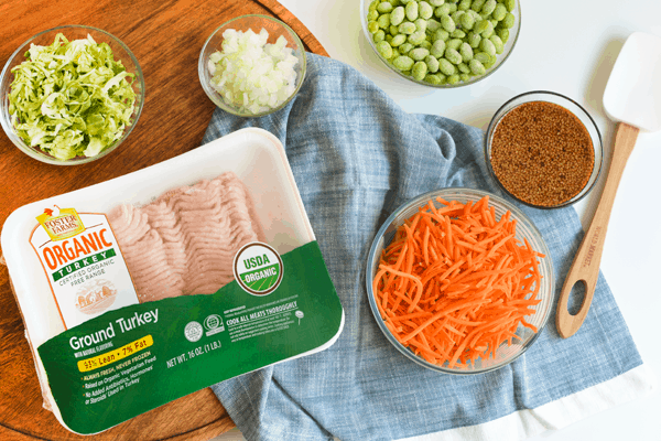 The ingredients to make a ground turkey stir fry including foster farms ground turkey.