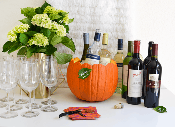 Easy Stress Free Friendsgiving Ideas for a Pinterest Worthy Party