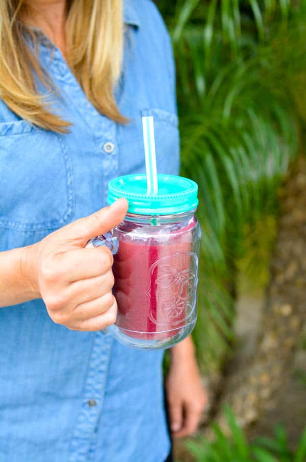 Delicious red wine smoothie recipe for a warm day