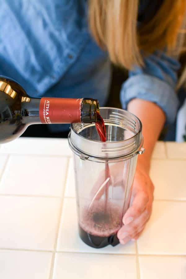 How to make a red wine smoothie