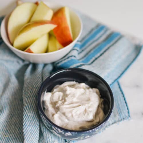 Greek Yogurt Apple Dip Recipe with Vanilla and Cinnamon
