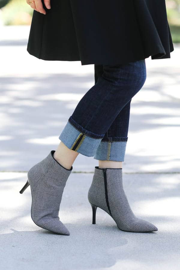 The cutest houndstooth booties you need for fall