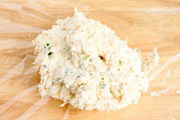 Easy cheese ball recipe with chicken and ranch.