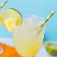 Pineapple Passion Fruit Vodka Spritzer | Passionfruit Vodka
