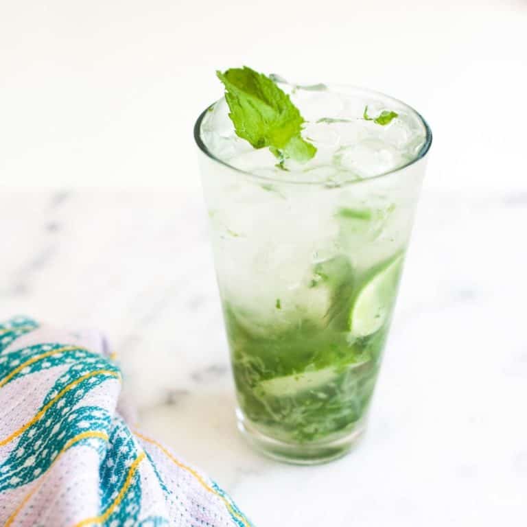 Refreshing Vodka Mojito Recipe for a Chill Happy Hour