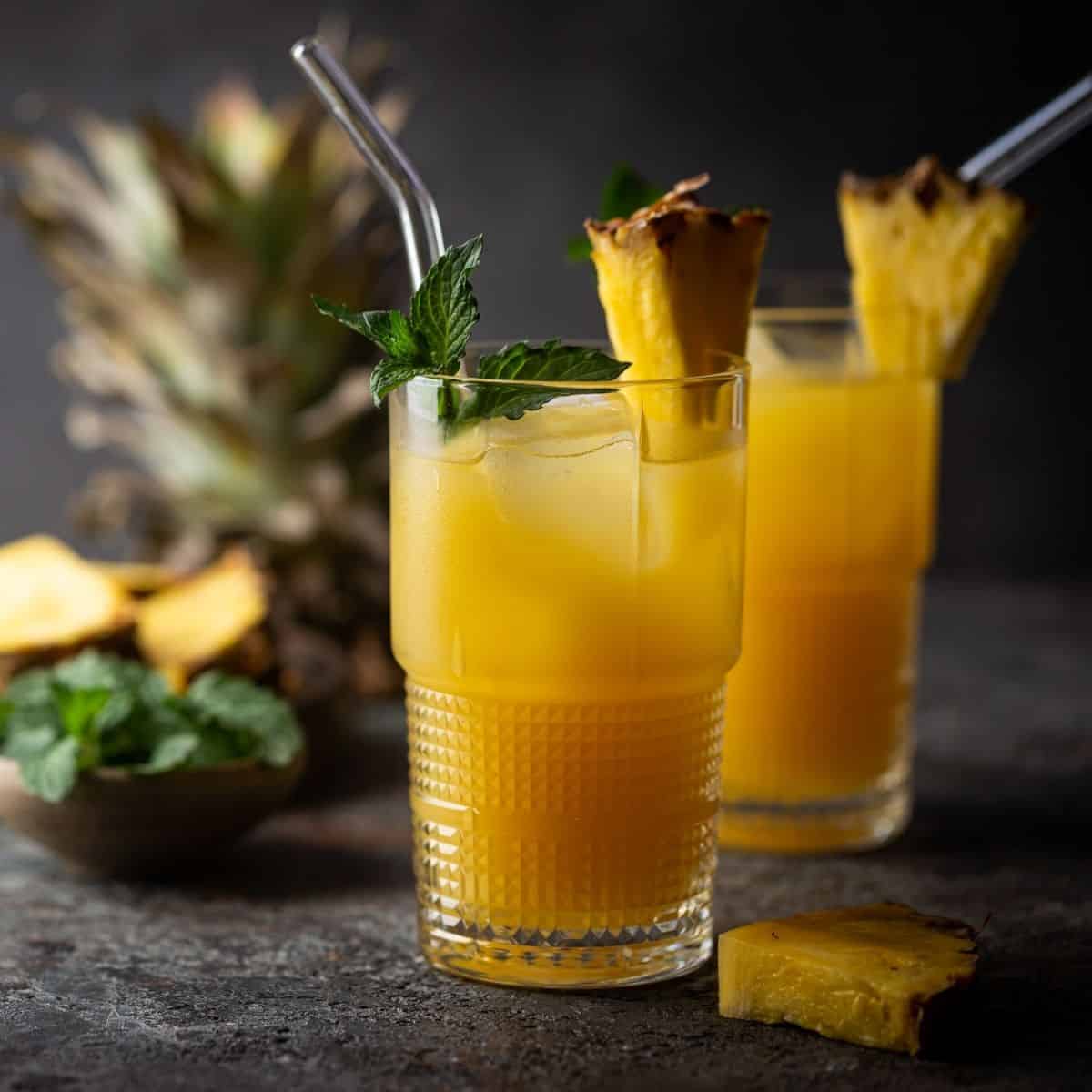 28 Summer Ready Pineapple Vodka Drinks