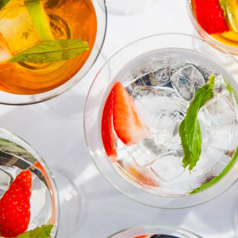26 Refreshing Summer Vodka Cocktails