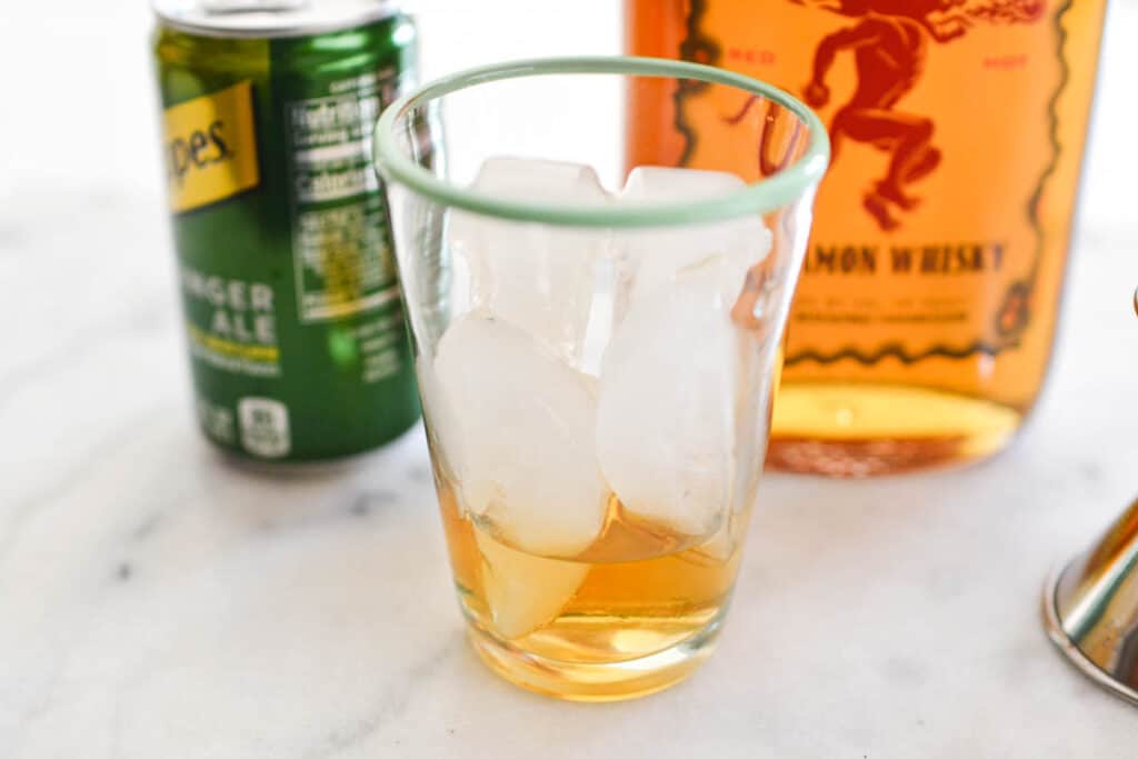2Ingredient Fireball and Ginger Ale Cocktail Recipe
