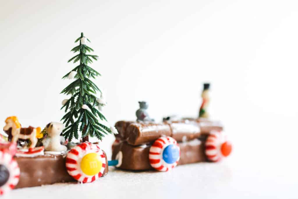 Christmas Candy Bar Train  DIY Candy Trains for the Holidays