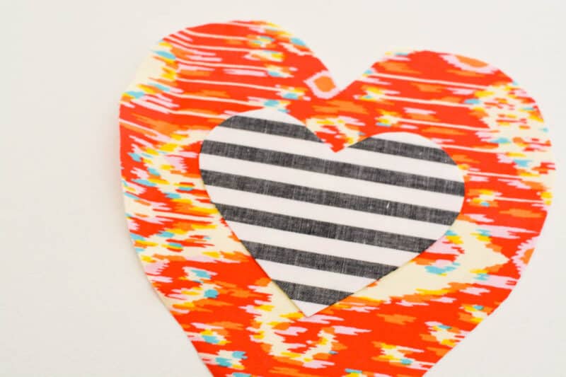 DIY HeartShaped Pillows for Valentines Day [NoSew Pillows] Cupcakes