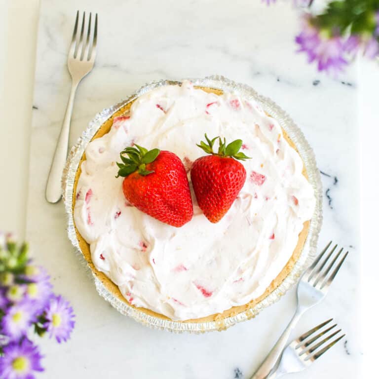 Frozen Strawberry Yogurt Pie Recipe