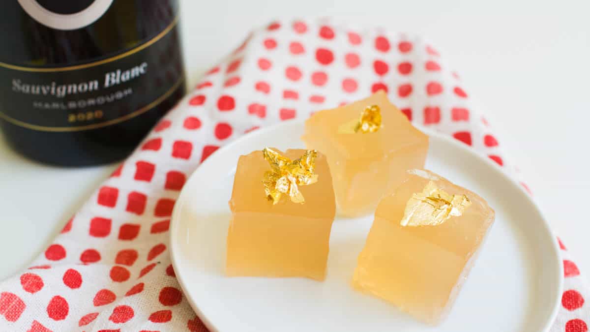Easy Wine Jello Shots Recipe with Sauvignon Blanc
