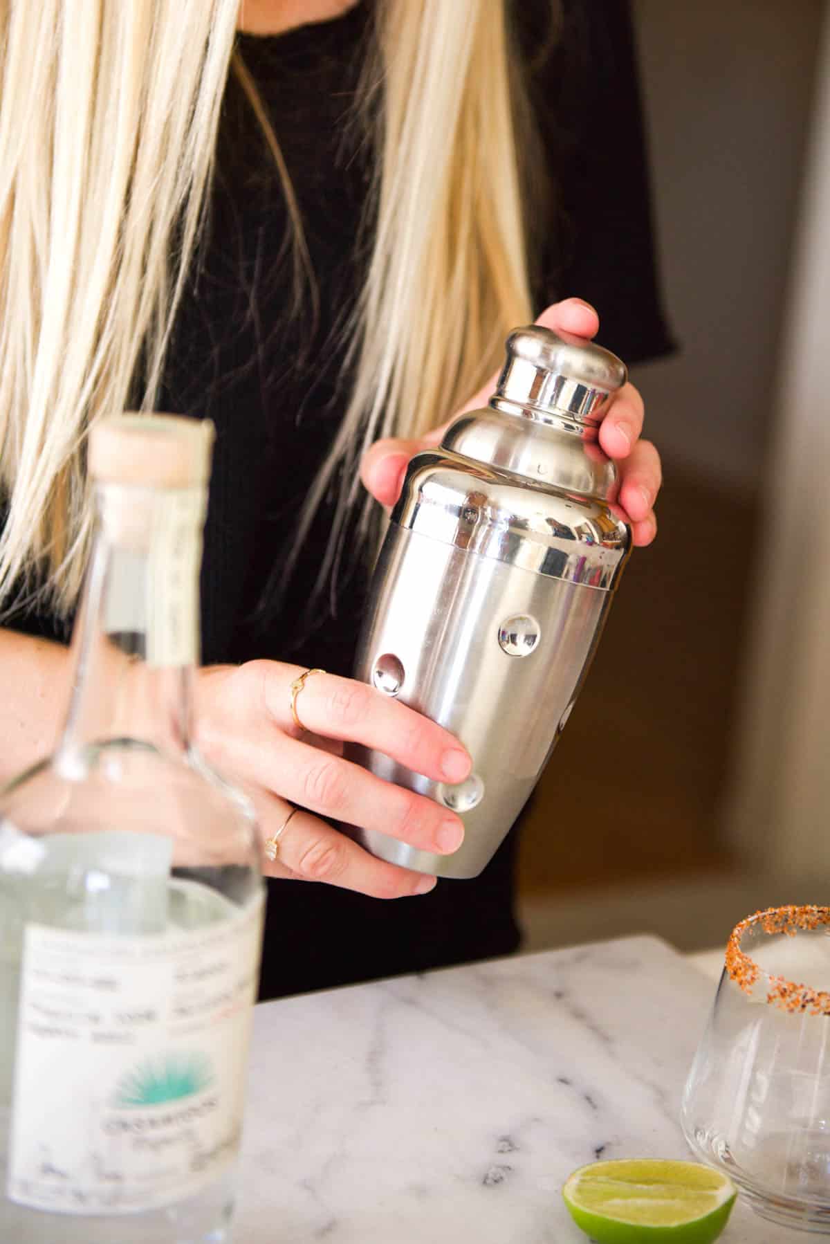 Best Cocktail Shakers: Beginners Guide